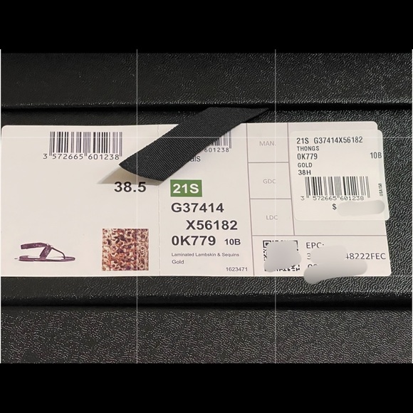 BNIB Authentic Chanel gold sequin thongs - Picture 8 of 8